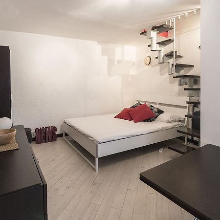 Dietro Tresca 3 Apartment Bari Bagian luar foto